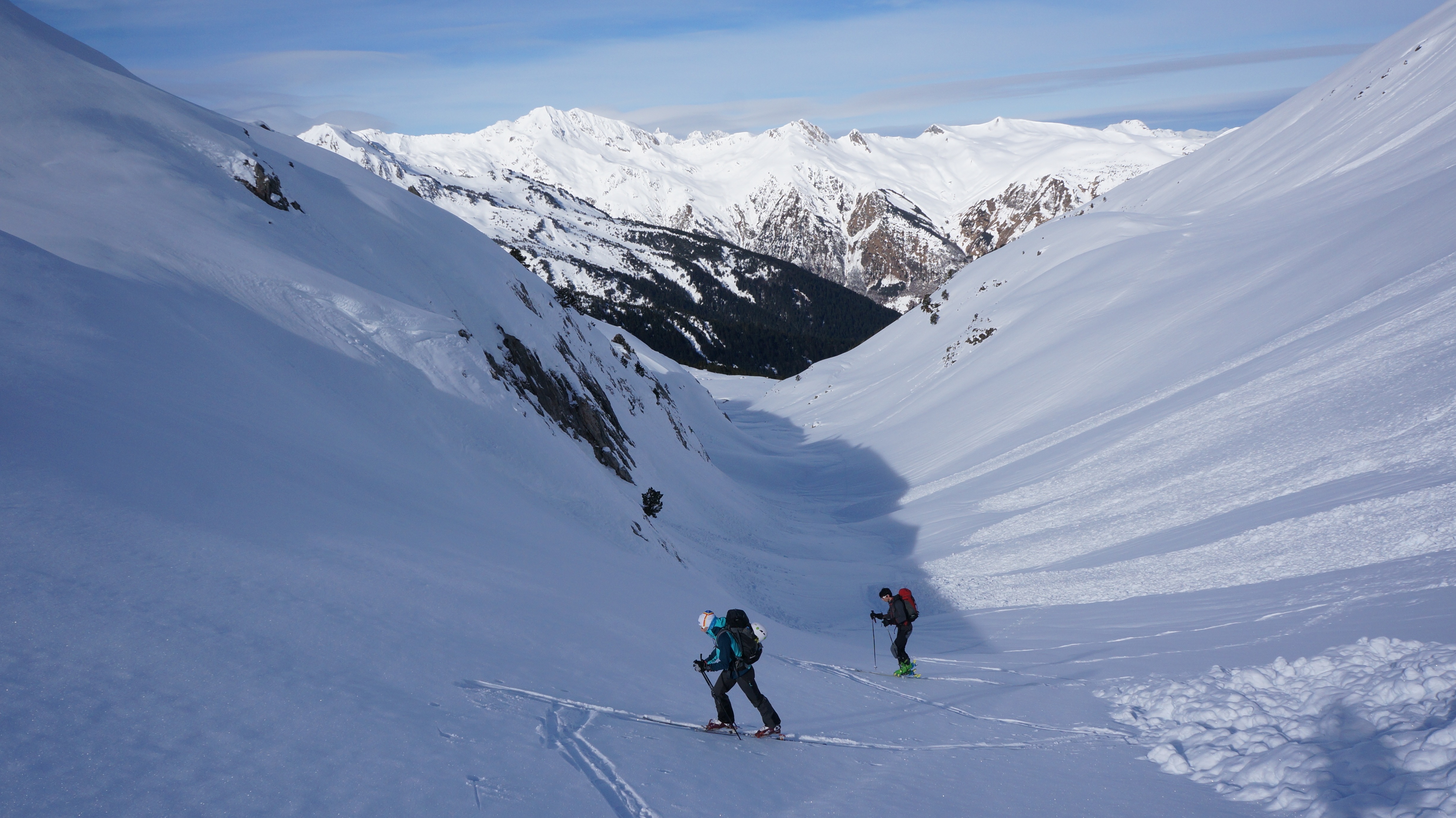 Tuc de Horno (2392 m) depuis l’entrée N du tunnel de Vielha