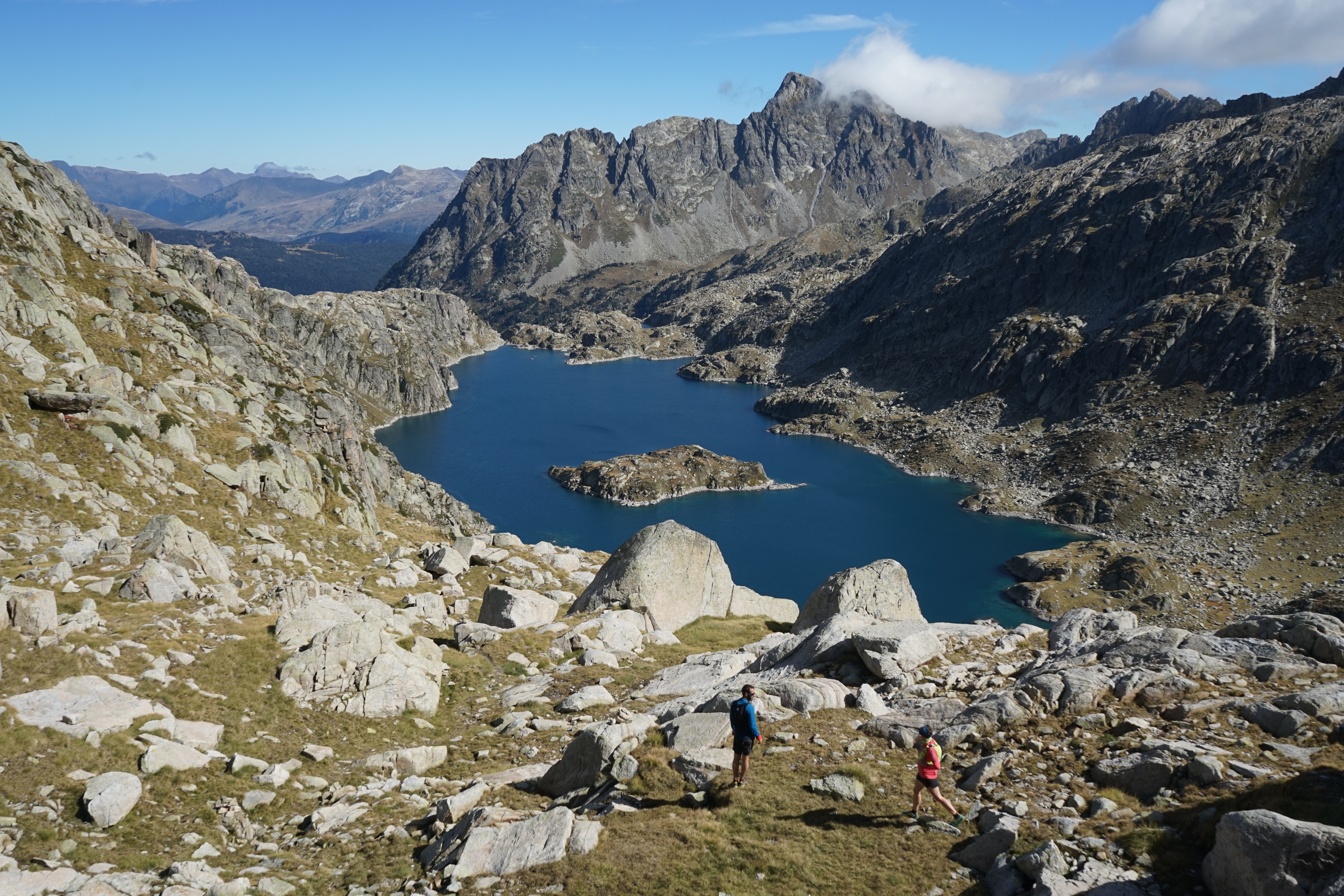 Tuc de Conangles (2787 m) depuis le pont de Ressec