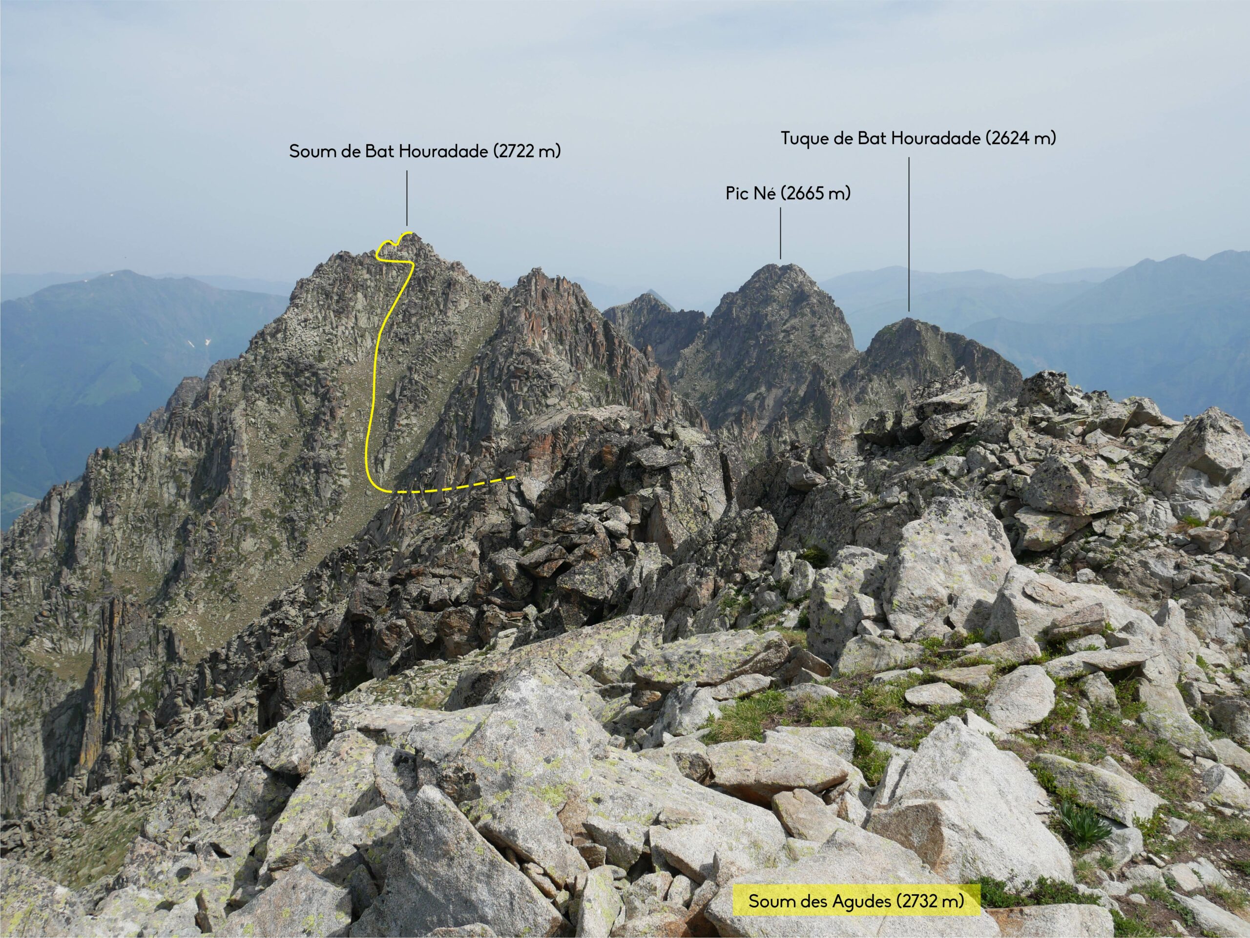 Pointe S des Agudes (2779 m) – Soum des Agudes (2732 m) – Pointe N des Agudes (2708 m) – Soum de Bat Houradade (2722 m) – Aiguille de Lahazère (2552 m) depuis les granges d’Aynis