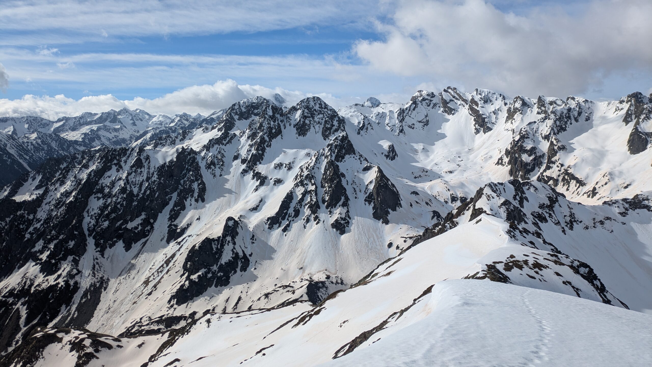 Sanctus (2482 m) depuis Gourette