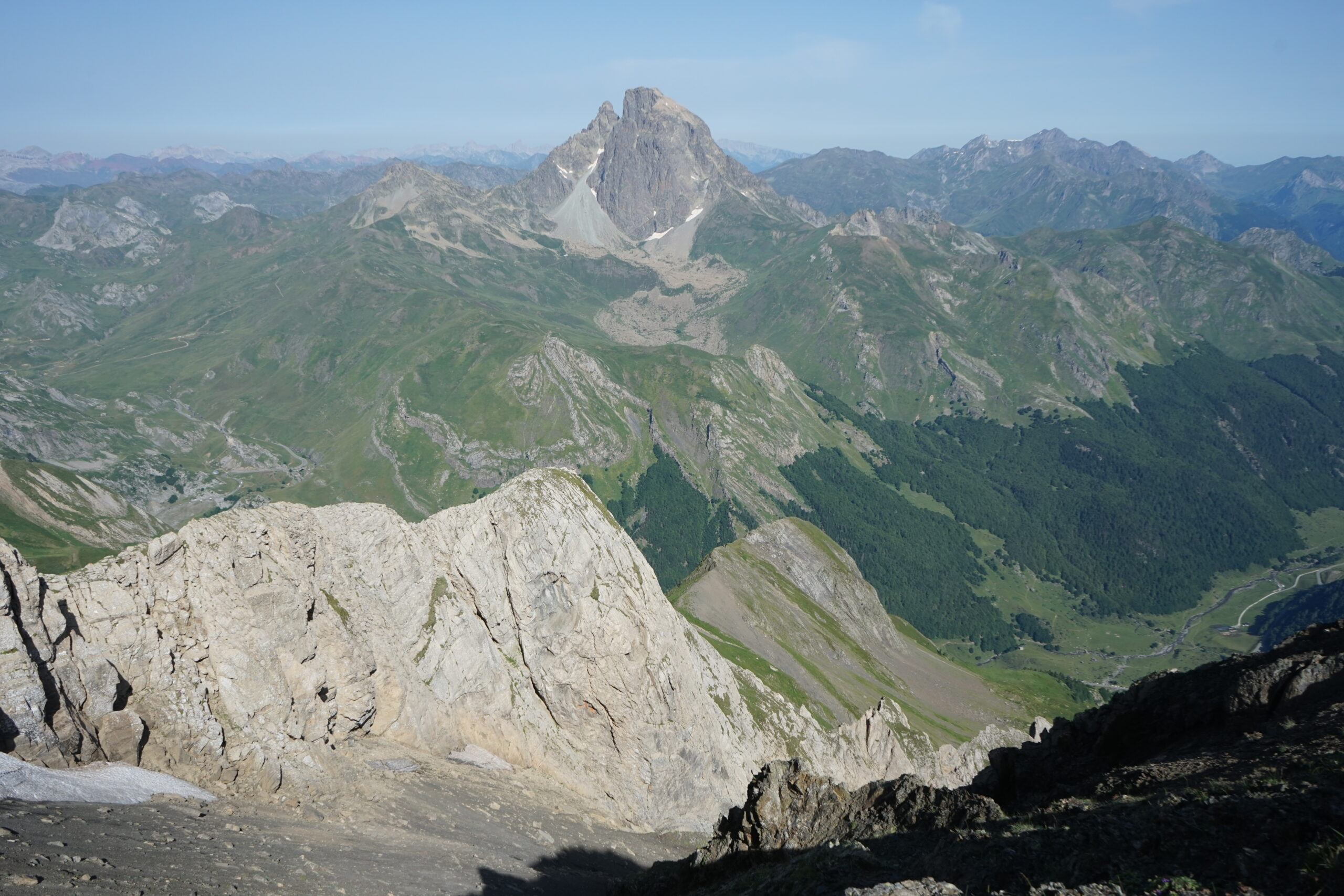 Pic du Midi d'Ossau depuis la sortie du couloir