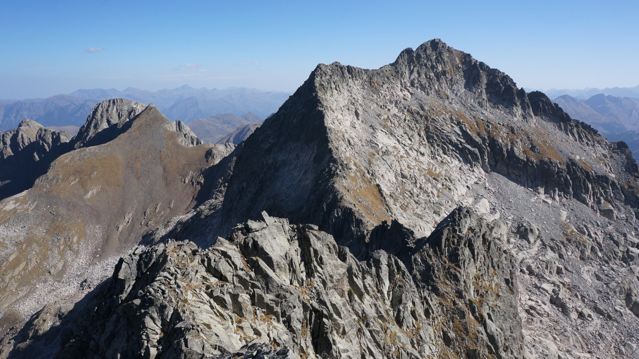 Mail Pintrat depuis le pic Fouillouse