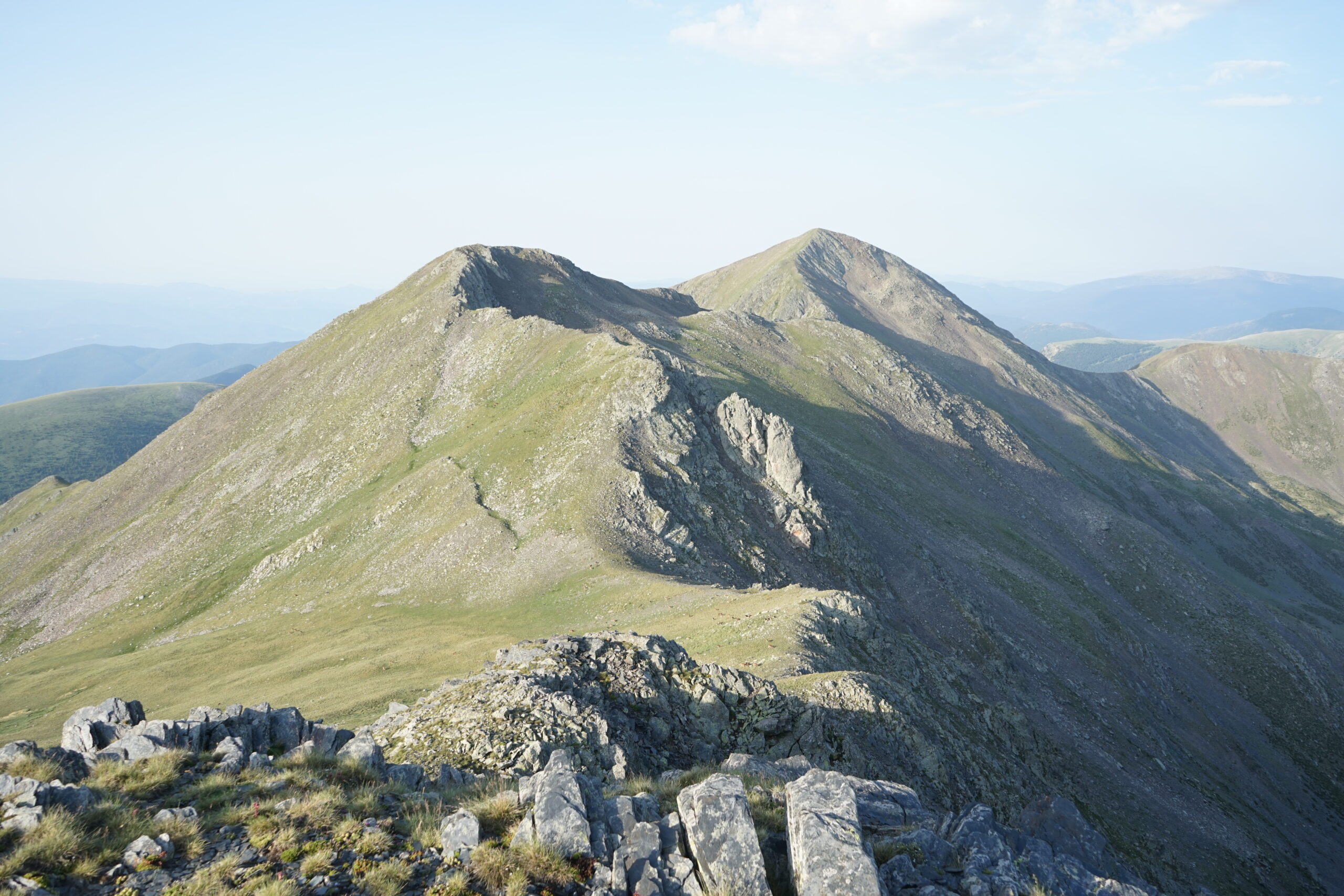 Pic de Saloria au fond