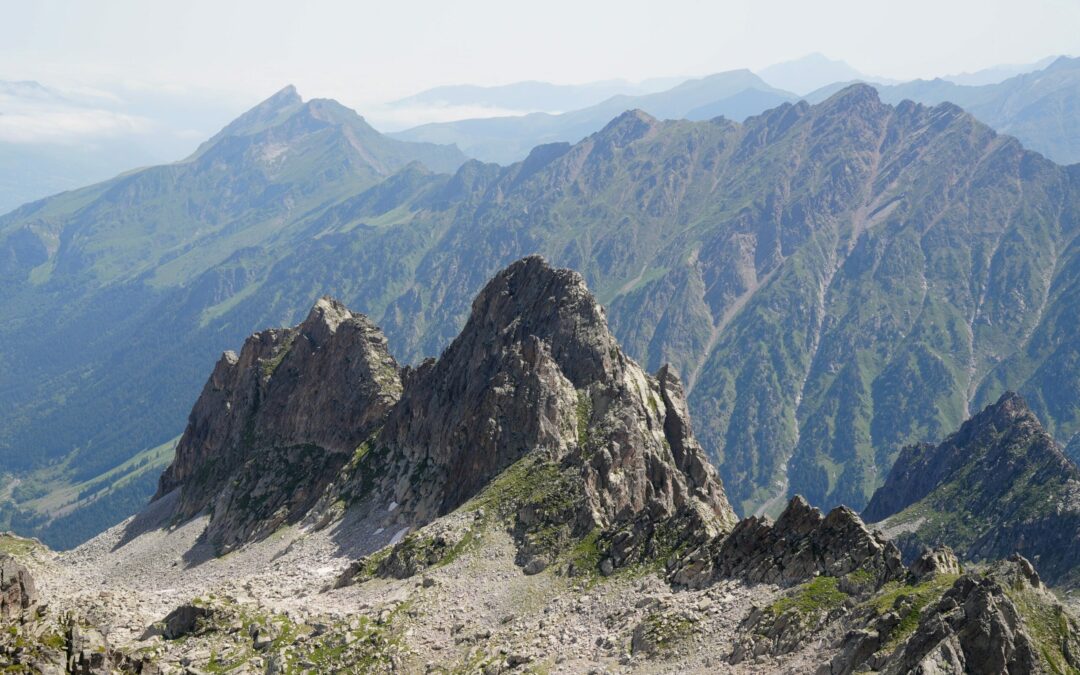 Piques de l’Arriougrand (2586 m) depuis le plaa d’Aste