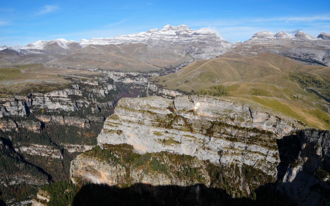 Sestrales (2075 m – 2101 m) depuis Bestué